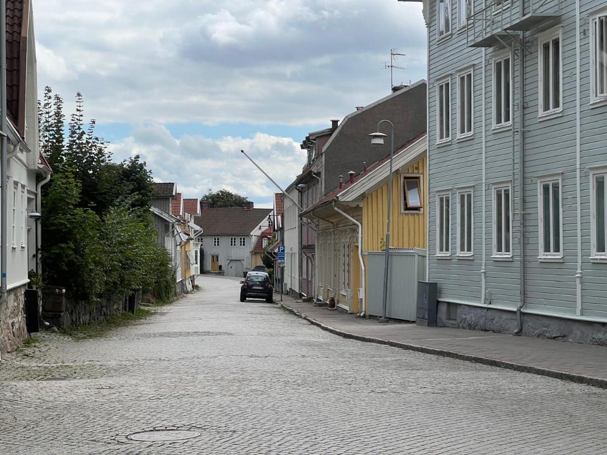 Fint, Gratis Parkering, Med 20 Min Till Goeteborg C Kungälv Kültér fotó